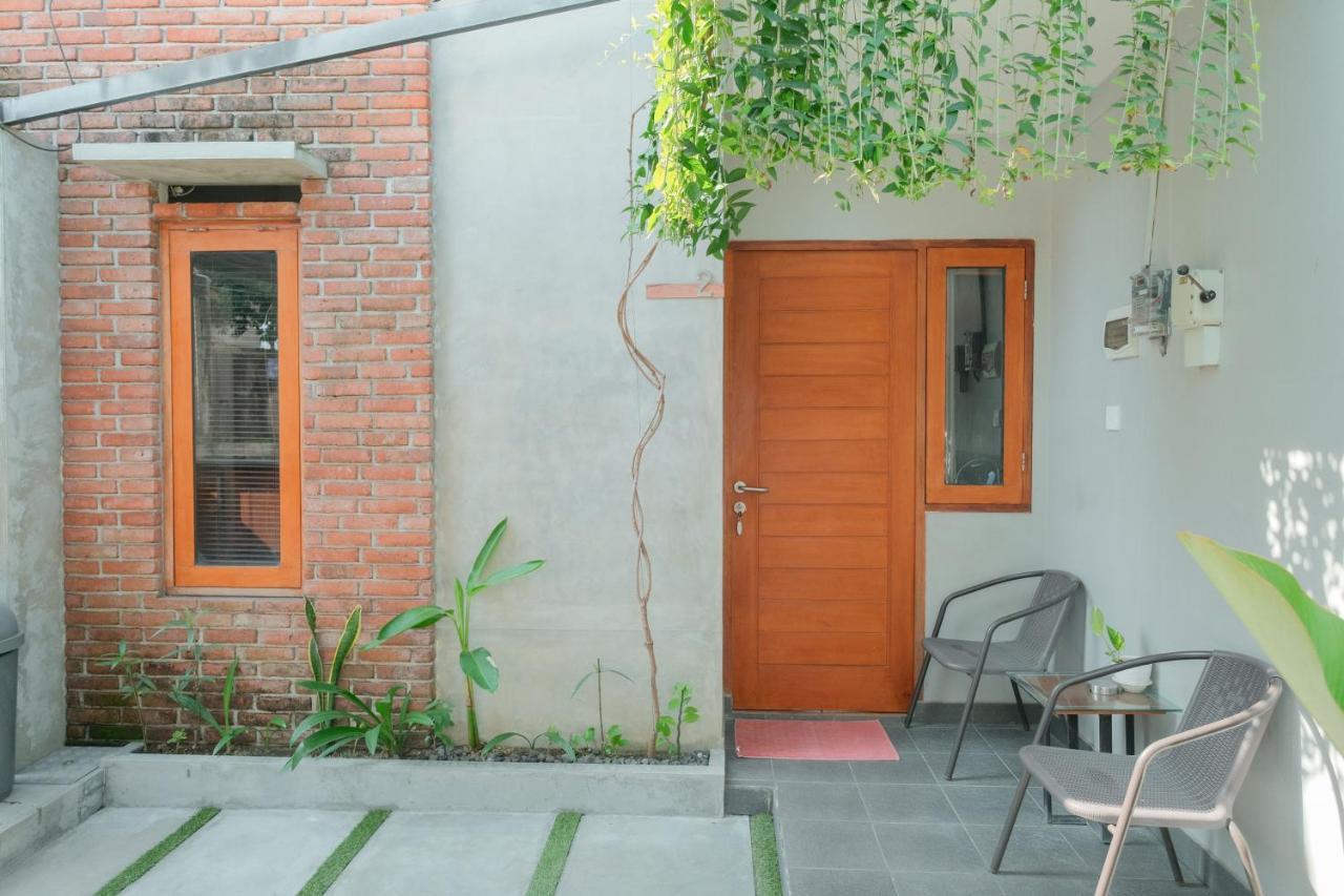 Andewi Guest House Denpasar Redpartner - Minimum Stay 30 Nights Sanur Εξωτερικό φωτογραφία